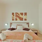 Misura * Traù